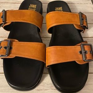 Jane And The Shoe Womens Audrey Slides Sandals Brown Double Strap Buckle 9 NWOT